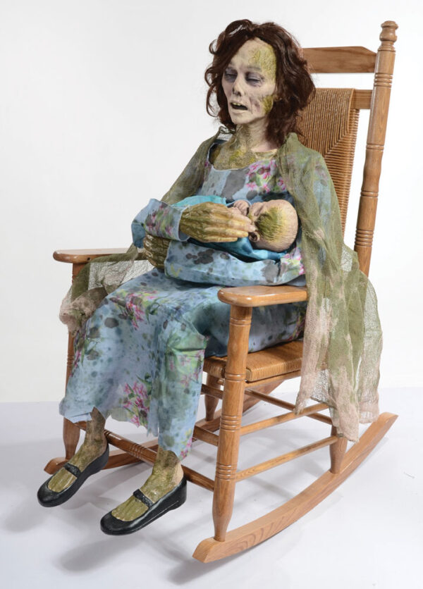 PRE-ORDER Rocking Mouldy Mommy Animated Prop - Image 3